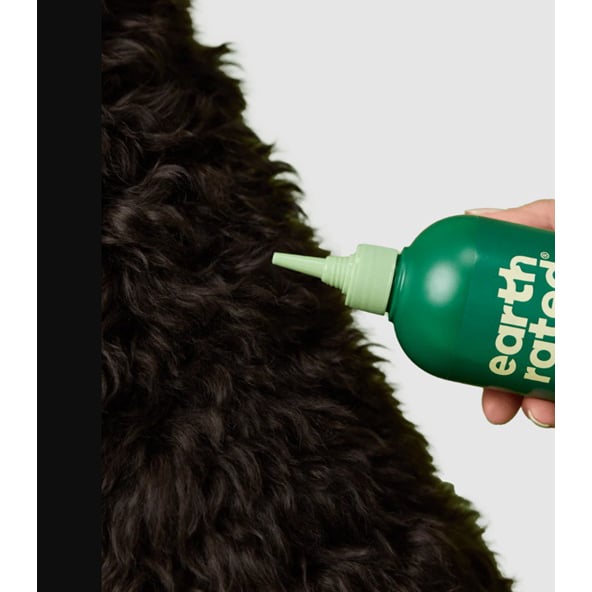 Shampoo 3 in 1 for Dogs with Curly Coat 472 mL Bottle - additional product view 2