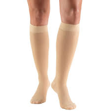 Airway Pr Truform Opaque 20-30 mmHg Ladies Knee High Closed Toe M (11 3/4-16 1/2") Stocking Beige Ltx Free 0363BG-M — — product image